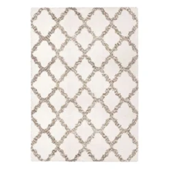 (C162) Windsor White Area Rug, 5x7