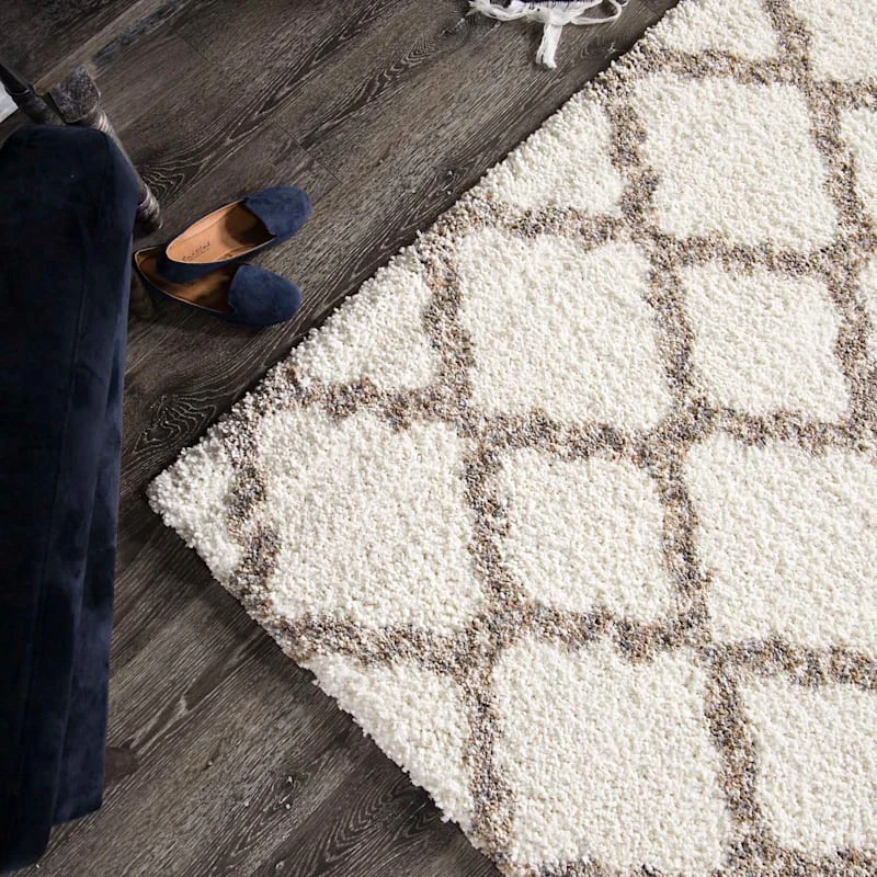 (C162) Windsor White Area Rug, 5x7 12 (C162) Windsor White Area Rug, 5x7 - Image 12