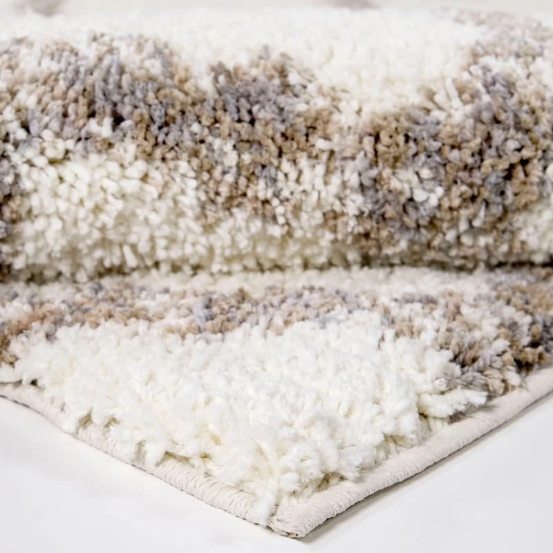 (C162) Windsor White Area Rug, 5x7 6 (C162) Windsor White Area Rug, 5x7 - Image 6