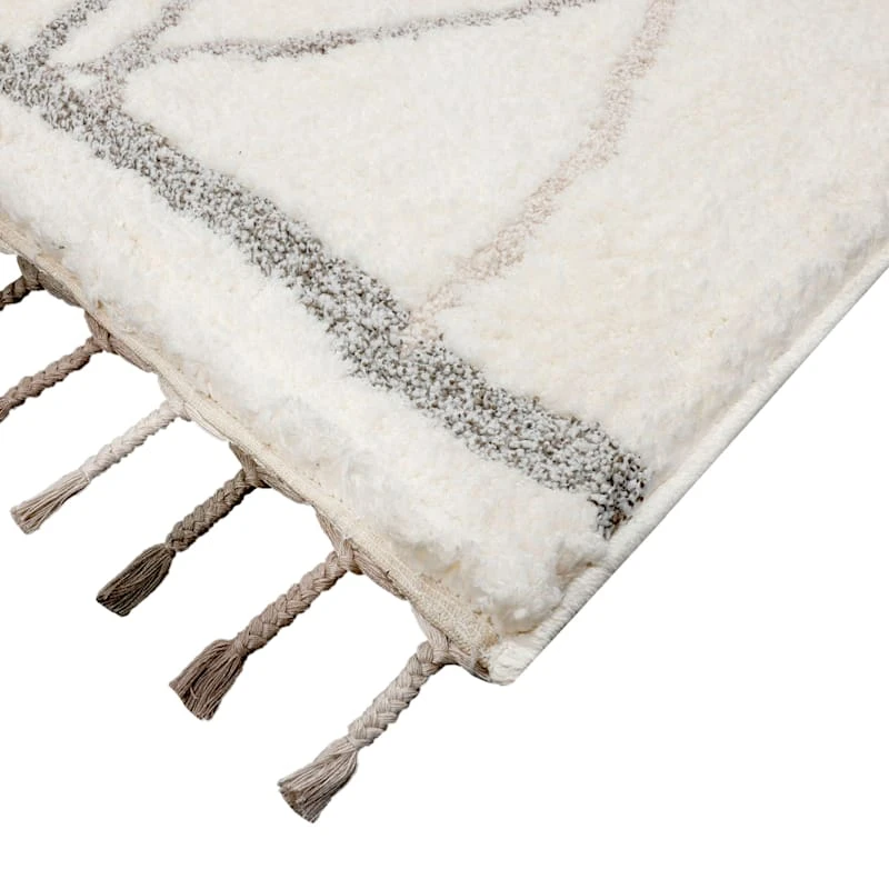 (C175) Found & Fable Theo Neutral Shag Area Rug With Tassels, 5x7 2 (C175) Found & Fable Theo Neutral Shag Area Rug With Tassels, 5x7 - Image 2