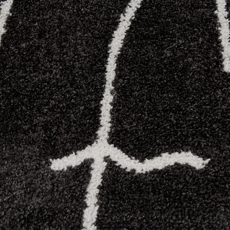 (D557) Mirabella Black Accent Rug, 2x4 4 (D557) Mirabella Black Accent Rug, 2x4 - Image 4