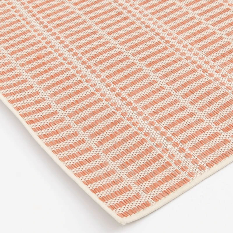 (E440) Clyde Peach Striped Outdoor Area Rug, 5x7 3 (E440) Clyde Peach Striped Outdoor Area Rug, 5x7 - Image 3