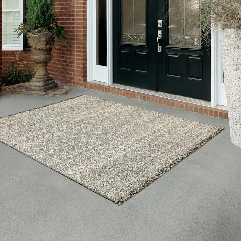 (E476) Tracey Boyd Leeward Grey & White Area Rug, 5x7 6 (E476) Tracey Boyd Leeward Grey & White Area Rug, 5x7 - Image 6